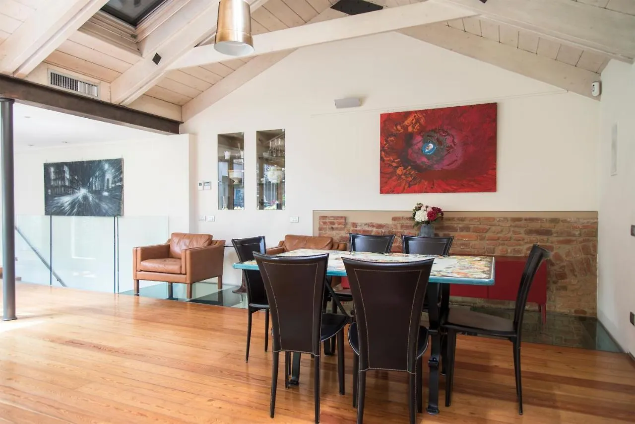 Lägenhet Youhosty - Luxury Town House Milano